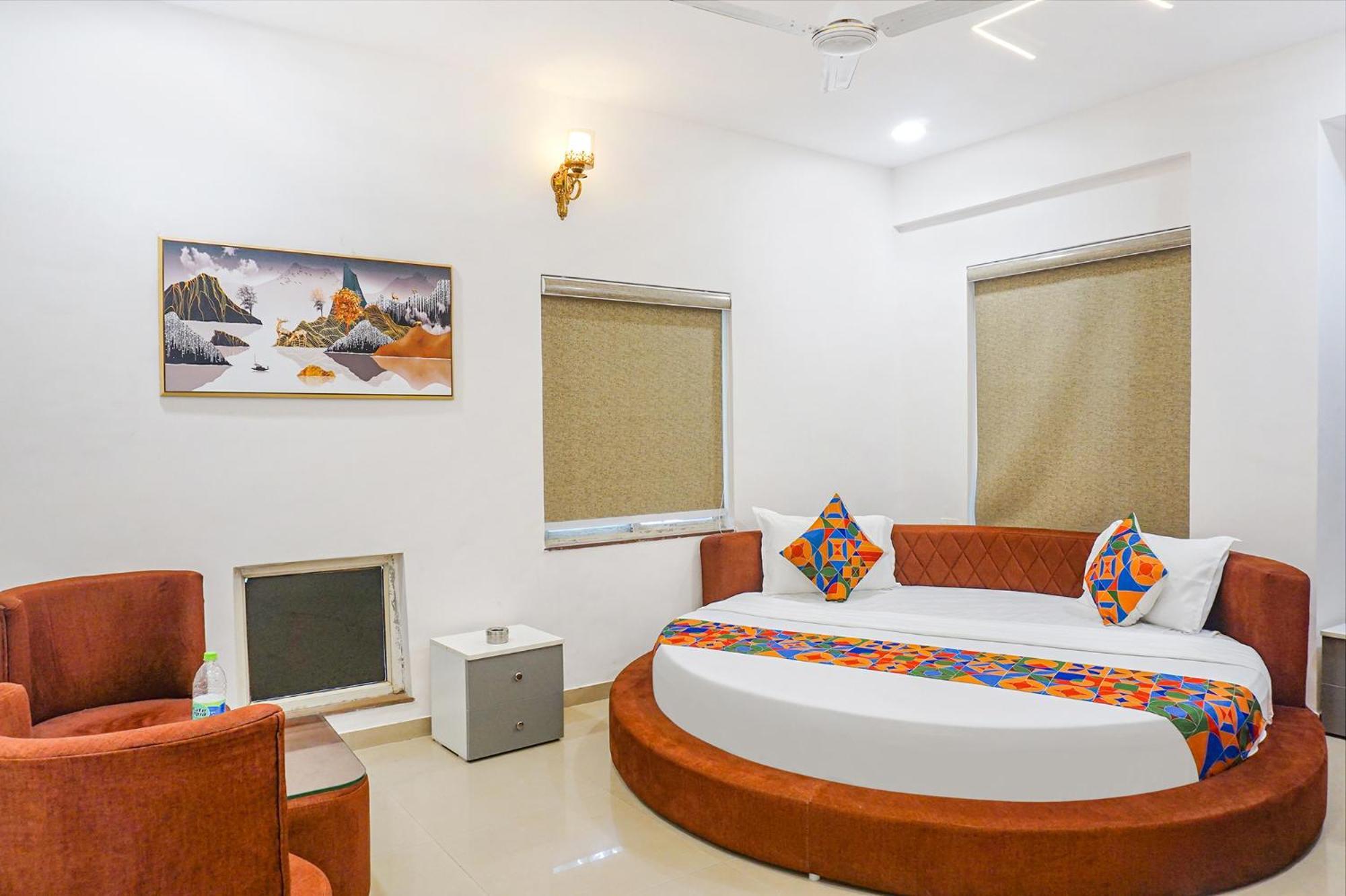 Hotel O The Leela Inn Pune Exterior photo